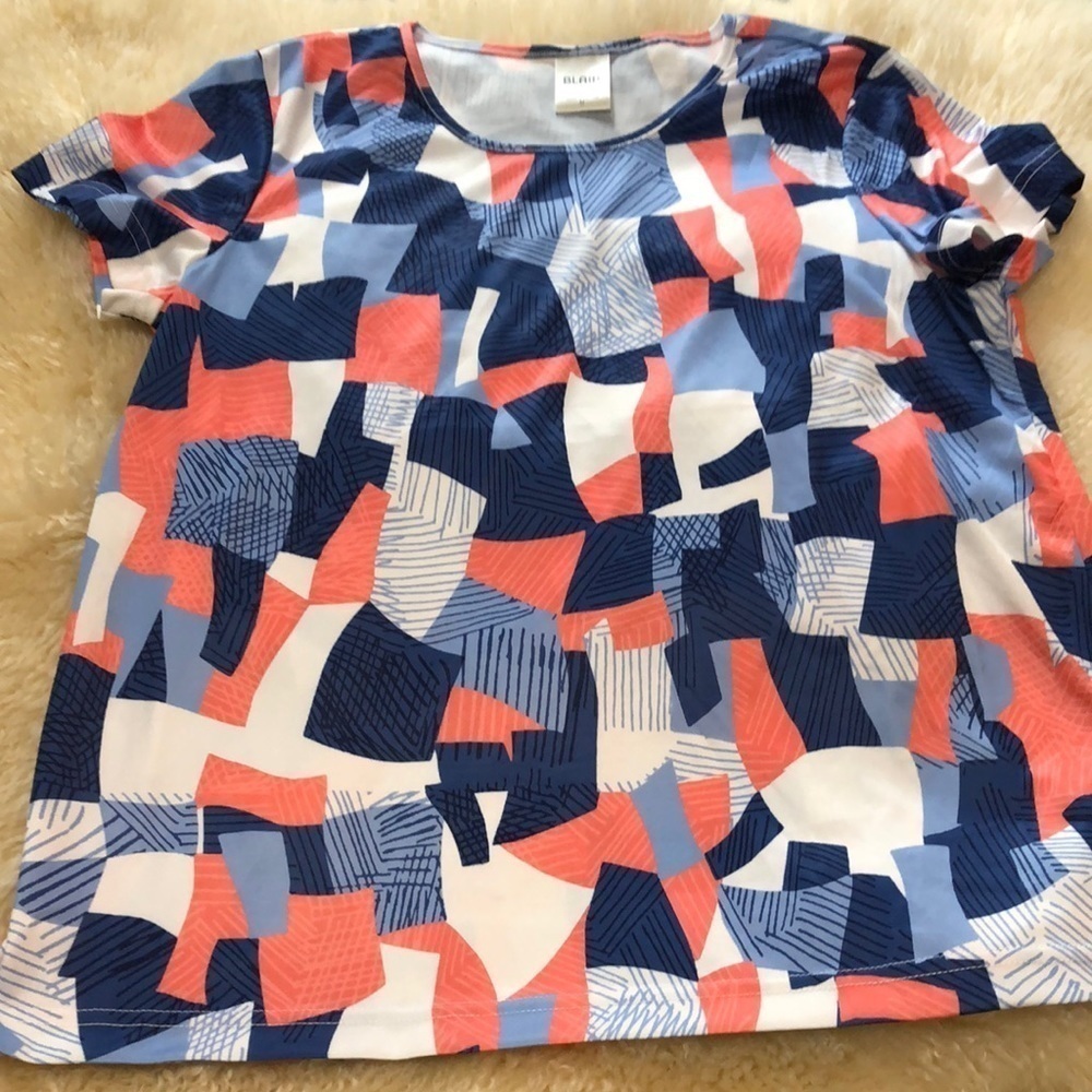 Blair short sleeve top size M